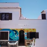 Banana Surf House