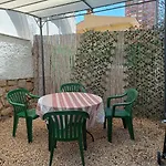 Casa con terreno privado - a 800m de Playa Poniente