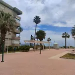 Hermoso Piso Primera Linea