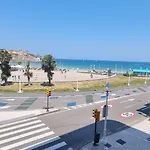 Apartamento la Escalerona con vistas al mar