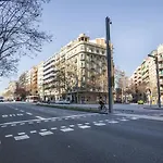 31Par1008 - Mediterranean Style Apartment