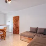 Alojamientos Turisticos Cardona - Apartamento 1 Hab. Standart