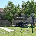 Casa Avoa Maria