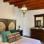 Casa De La Alberzana