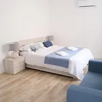 Sdh Apartments