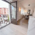 Lujoso Apartamento Boutique A Estrenar Con Parking Gratis