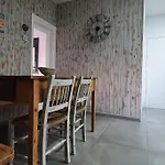 Casa Centro Del Pueblo Con Piscina Privada
