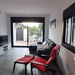 Casa Centro Del Pueblo Con Piscina Privada