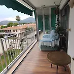 Apartamento Con Piscina Y Cerca De La Playa