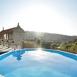 Galihost - A Casa Das Barreiras