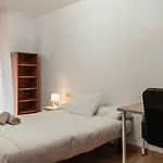 Funcional Y Renovado Apartamento En Iturrama