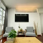 Apartamento 2H 2B En El Centro Con Garaje