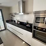 Duplex Rodeado De Campos De Golf Y Vistas Al Mar