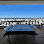 Piso delante de mar