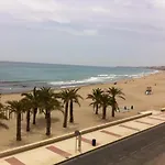 Frente al mar, a 10 metros de la playa, vistas increíbles del mar, reformado 2021 !!!