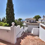 Homely holiday home in Benalmádena with private swimming pool