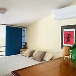 Duplex Deli