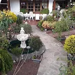 Apartamento Tranquilo En Una Casa Con Jardin