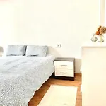 Apartamento A 200 Metros Paseo Zorrilla