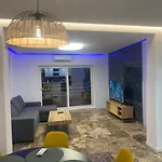 Del Mar Three Bed Flat.