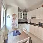 Piso En El Centro De Gijon