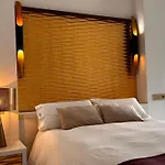 Hotel Fuente Redonda Luxury