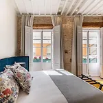 La Casa De Las Flores