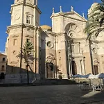 Plaza San Juan De Dios