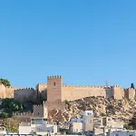 Casa Flamenca A Los Pies De La Alcazaba