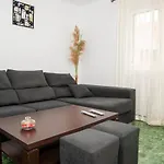 Reihenhaus In Alcanar Mit Garage