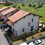 Casa En Sobarzo, Junto Al Parque De Cabarceno