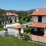 Casa En Sobarzo, Junto Al Parque De Cabarceno