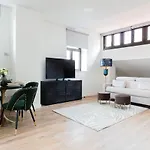 Suite 1907 Oviedo Collection