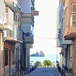 Plein Centre, Proche Plage Et Port, Garage
