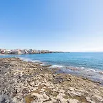 Renovated Apartment On Salinetas Beach.