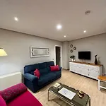 Apartamento Castilla 30 - Parking Publico Gratuito