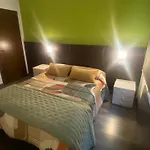 Completo Apartamento Para 2 En El Centro De Gijon