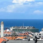 Nebrija Derecha