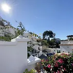 Beautiful Views, Pool & Just 10Min To The Beach