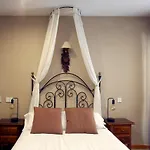 Hotel Arco San Vicente