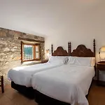 TUGASA Hotel La Posada