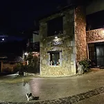 Apartamentos Rurales El Collaín de Campiellos