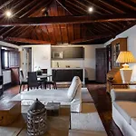 Isla Baja Suites