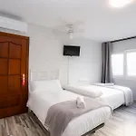 Pension Caldas
