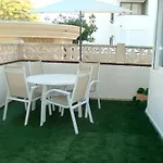Apartamento con gran terraza. wifi gratis