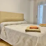 Apartamento en playa Gandia con piscina y parking