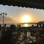 Villa 94, Las Brisas