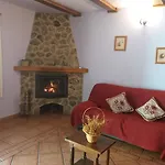 Casas Rurales La Tobica