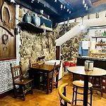 Hostal La Taberna