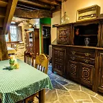 Casona de El Castañíu